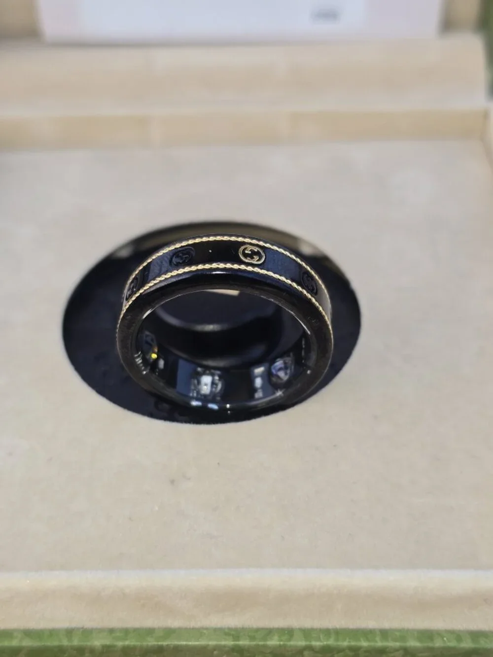 Gucci x Oura Ring Black and Gold Health Tracker Size 12